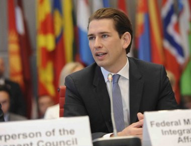 Η ελληνικής καταγωγής αντιδήμαρχος της Βιέννης κατηγορεί τον Σ. Κουρτς για παραποίηση έκθεσης με ισλαμικούς σταθμούς